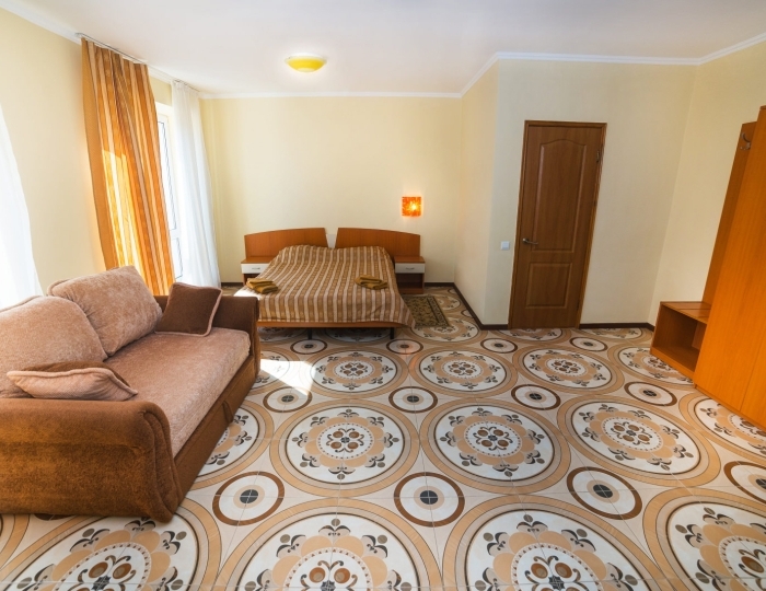 Стандартный 3-местный 1-категории с видом на море корп.2 - Пансионат «Рассвет» Николаевка